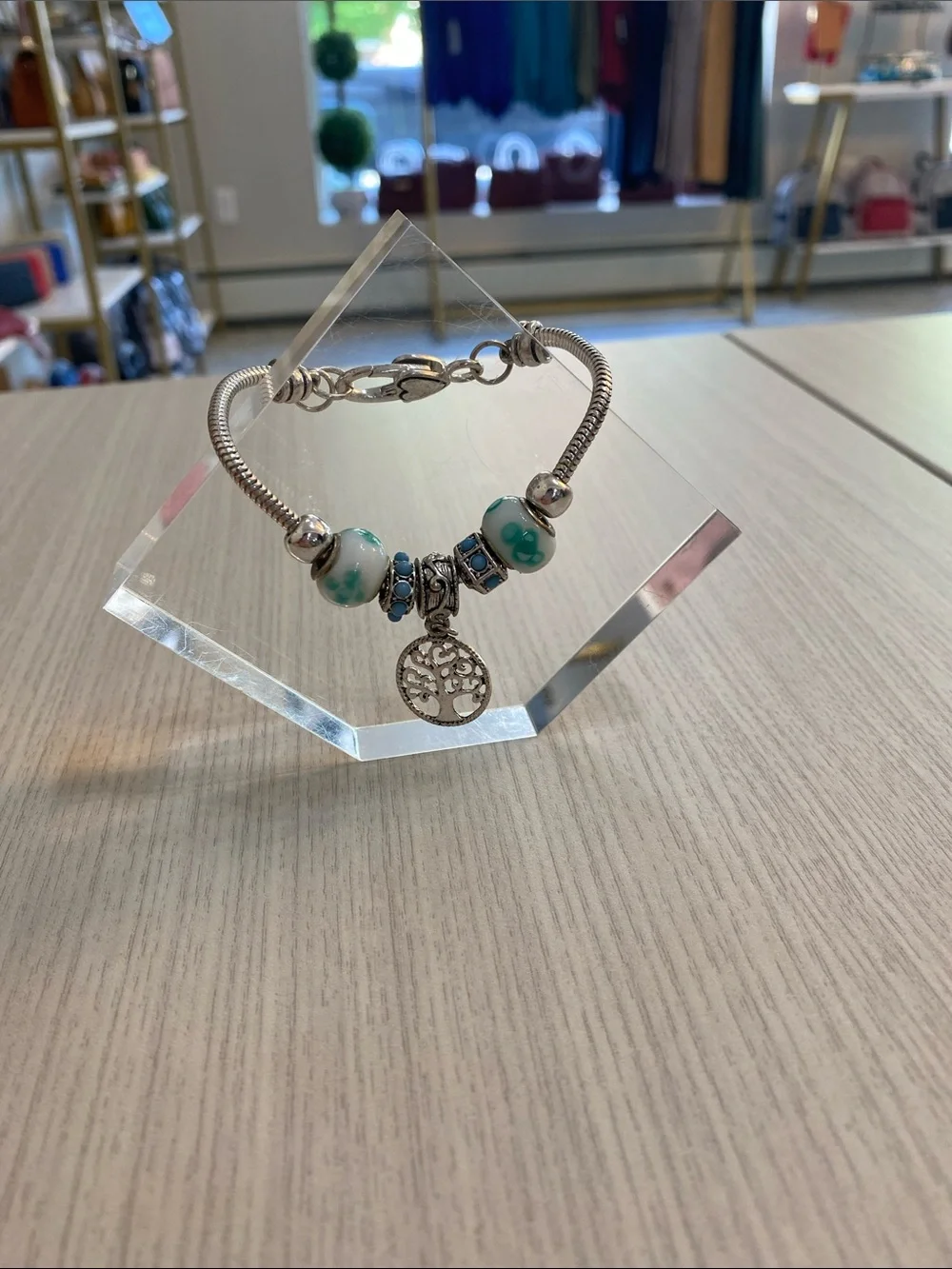 N/A elegant silver